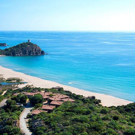 Baia Di Chia Resort Sardinia, Curio Collection By Hilton Exterior foto