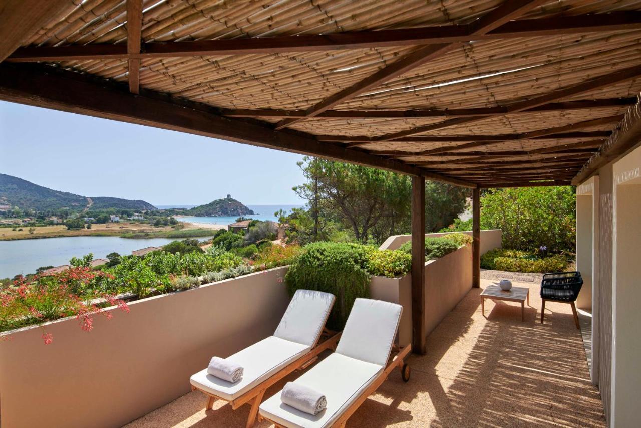 Baia Di Chia Resort Sardinia, Curio Collection By Hilton Exterior foto