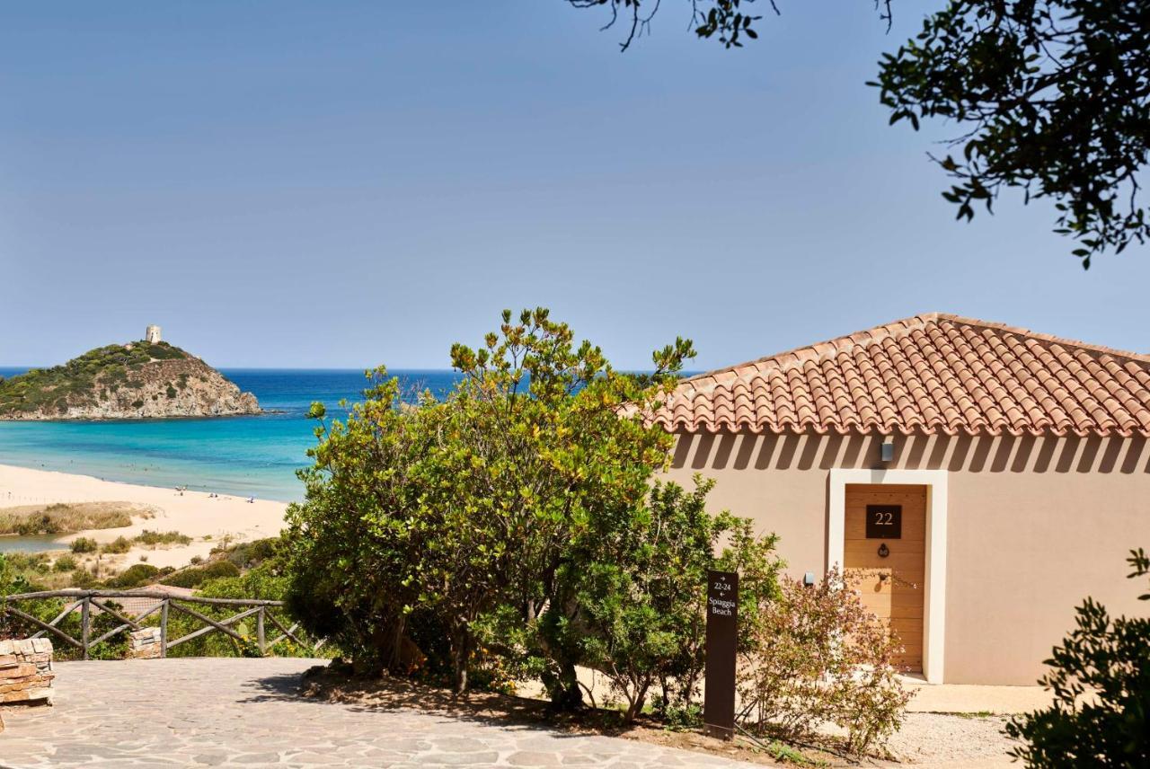 Baia Di Chia Resort Sardinia, Curio Collection By Hilton Exterior foto